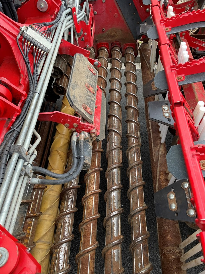 Kombajn Grimme REXOR 620 Radschar FM: slika Kombajn Grimme REXOR 620 Radschar FM