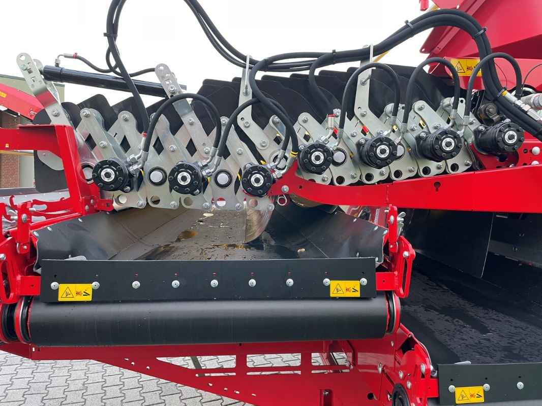 Grimme RH 24-60 CF - Rental - Oprema za skladištenje: slika Grimme RH 24-60 CF - Rental - Oprema za skladištenje Grimme RH 24-60 CF - Rental - Oprema za skladištenje: slika Grimme RH 24-60 CF - Rental - Oprema za skladištenje