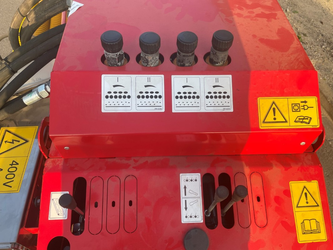 Grimme SG 160-14 - Kombajn: slika Grimme SG 160-14 - Kombajn Grimme SG 160-14 - Kombajn: slika Grimme SG 160-14 - Kombajn