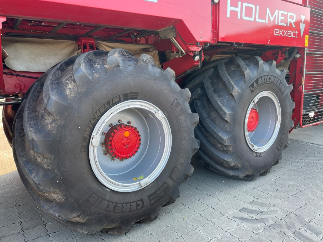 Holmer T4-40 - Oprema za obradu tla: slika Holmer T4-40 - Oprema za obradu tla Holmer T4-40 - Oprema za obradu tla: slika Holmer T4-40 - Oprema za obradu tla