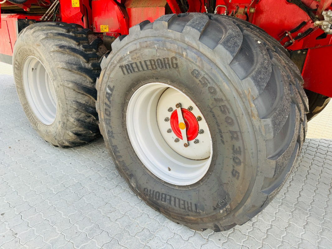 Grimme EVO 290 AirSep - Kombajn za krumpir: slika Grimme EVO 290 AirSep - Kombajn za krumpir Grimme EVO 290 AirSep - Kombajn za krumpir: slika Grimme EVO 290 AirSep - Kombajn za krumpir