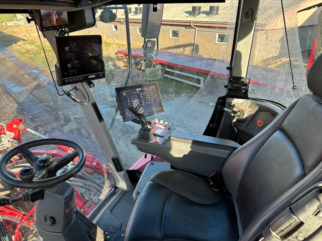 Grimme REXOR 6300 lll - Oprema za obradu tla: slika Grimme REXOR 6300 lll - Oprema za obradu tla Grimme REXOR 6300 lll - Oprema za obradu tla: slika Grimme REXOR 6300 lll - Oprema za obradu tla