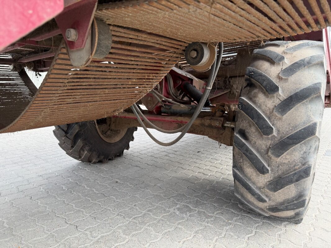 Scanstone ScanStone RGS4213/5SD - Kombajn za krumpir: slika Scanstone ScanStone RGS4213/5SD - Kombajn za krumpir Scanstone ScanStone RGS4213/5SD - Kombajn za krumpir: slika Scanstone ScanStone RGS4213/5SD - Kombajn za krumpir