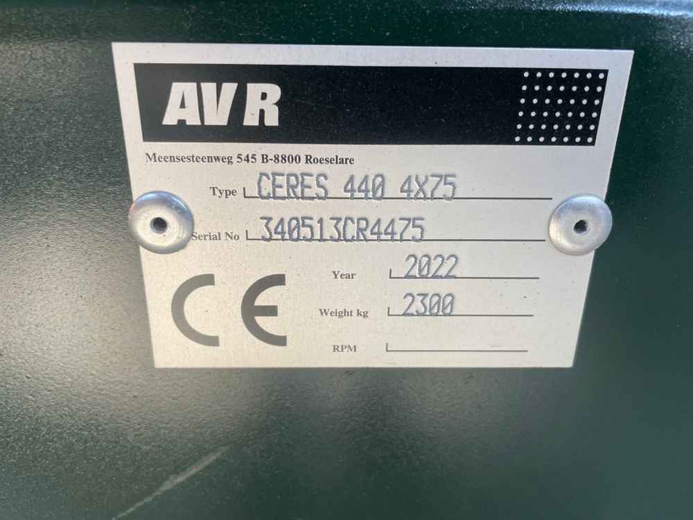 AVR CERES 440 - Kombajn: slika AVR CERES 440 - Kombajn AVR CERES 440 - Kombajn: slika AVR CERES 440 - Kombajn