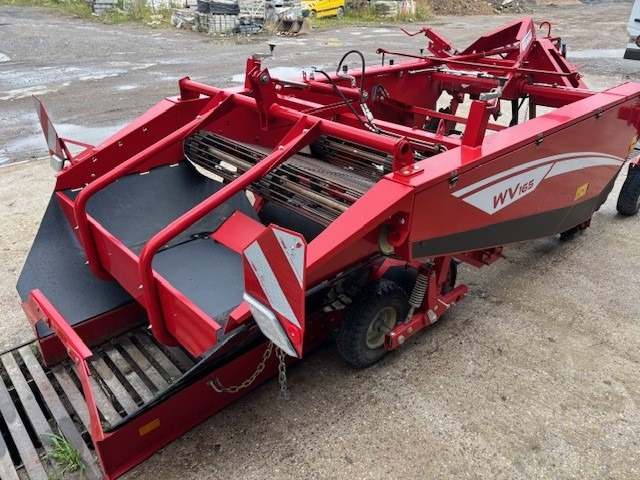 Grimme WV 165 - Stroj za berbu grožđa: slika Grimme WV 165 - Stroj za berbu grožđa Grimme WV 165 - Stroj za berbu grožđa: slika Grimme WV 165 - Stroj za berbu grožđa