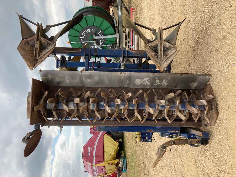 GEORGE MOATE George Moate, Triple Bed Tilla, T540 - Kombajn: slika GEORGE MOATE George Moate, Triple Bed Tilla, T540 - Kombajn GEORGE MOATE George Moate, Triple Bed Tilla, T540 - Kombajn: slika GEORGE MOATE George Moate, Triple Bed Tilla, T540 - Kombajn