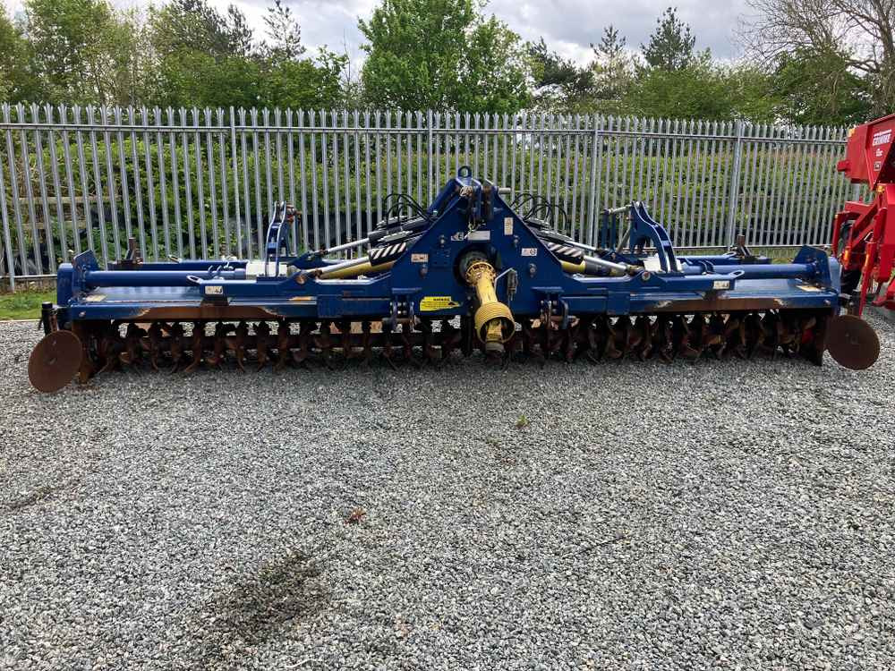 GEORGE MOATE George moate,Triple Bed/6 Row Tilla/Rotovator 5 4M HD54 - Kombajn: slika GEORGE MOATE George moate,Triple Bed/6 Row Tilla/Rotovator 5 4M HD54 - Kombajn GEORGE MOATE George moate,Triple Bed/6 Row Tilla/Rotovator 5 4M HD54 - Kombajn: slika GEORGE MOATE George moate,Triple Bed/6 Row Tilla/Rotovator 5 4M HD54 - Kombajn