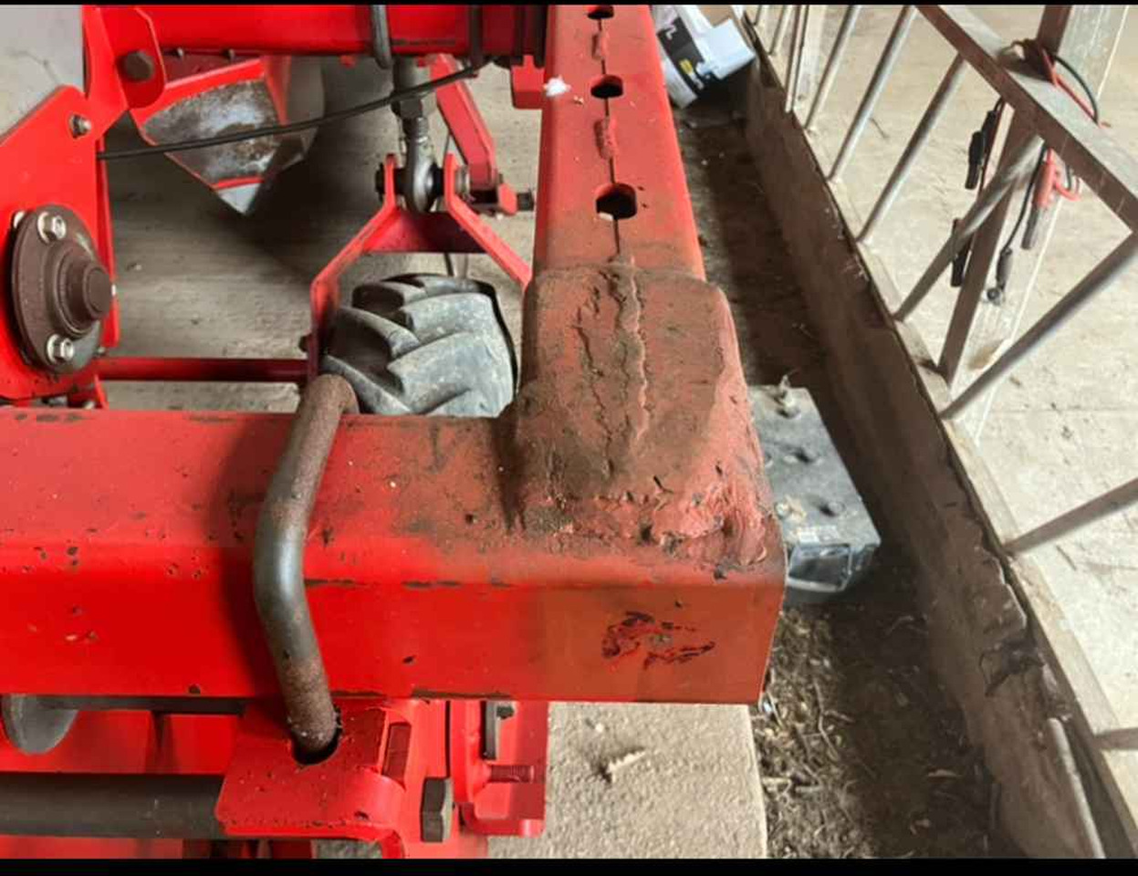 Kombajn Grimme FA / FDS: slika Kombajn Grimme FA / FDS Kombajn Grimme FA / FDS: slika Kombajn Grimme FA / FDS