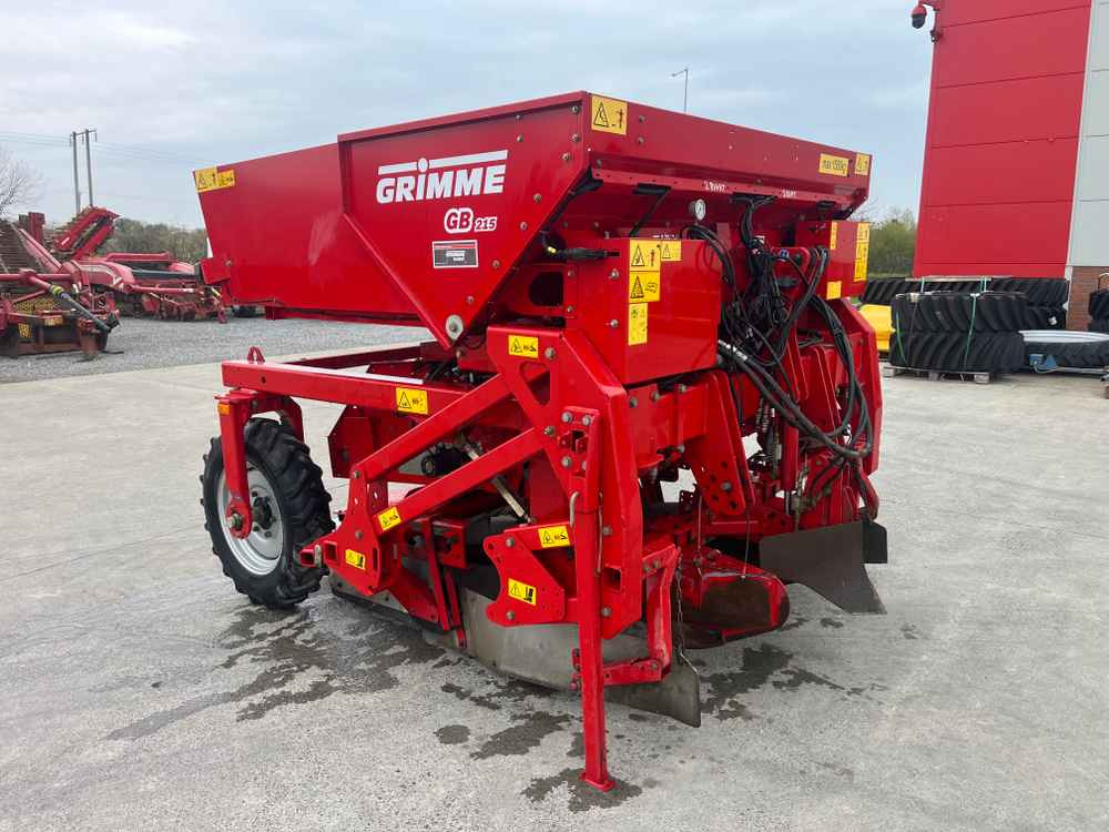 Kombajn Grimme GB 215: slika Kombajn Grimme GB 215 Kombajn Grimme GB 215: slika Kombajn Grimme GB 215