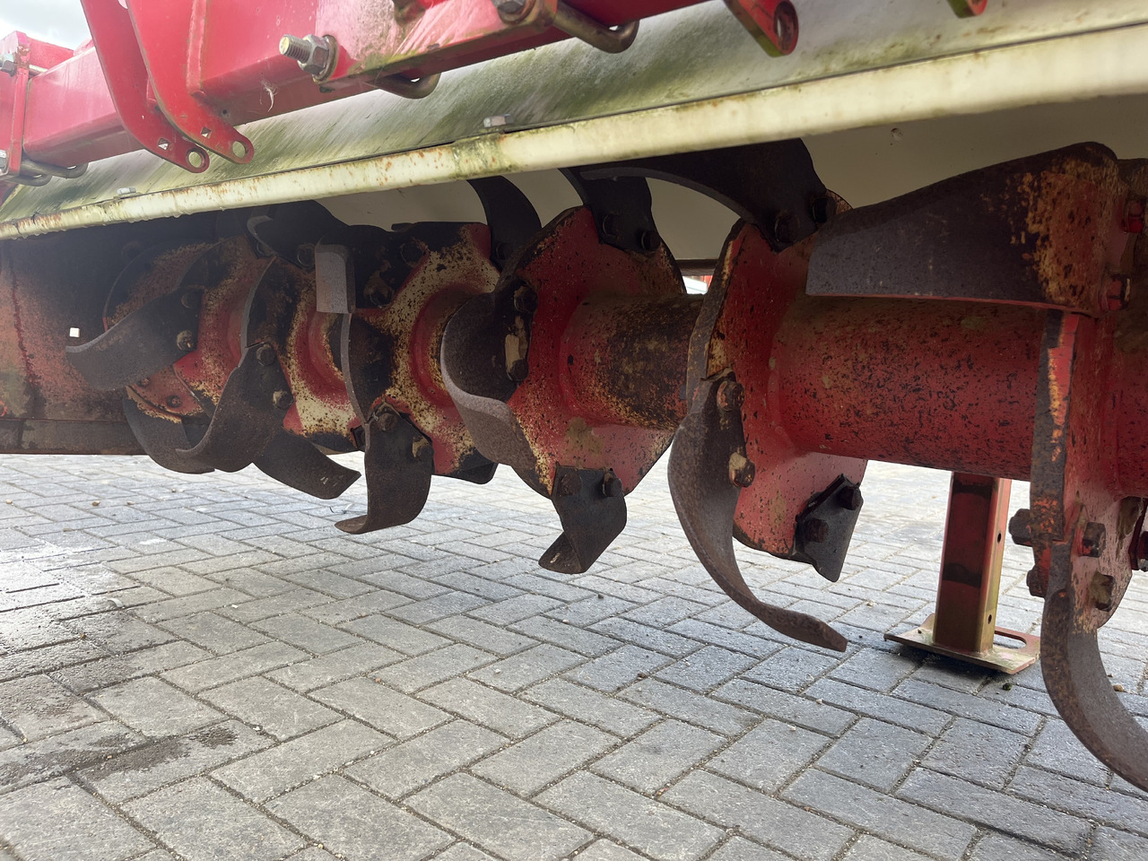 Grimme Grimme GF 600, Triple Bed/6 Row Tilla/Rotovator - Kombajn: slika Grimme Grimme GF 600, Triple Bed/6 Row Tilla/Rotovator - Kombajn Grimme Grimme GF 600, Triple Bed/6 Row Tilla/Rotovator - Kombajn: slika Grimme Grimme GF 600, Triple Bed/6 Row Tilla/Rotovator - Kombajn