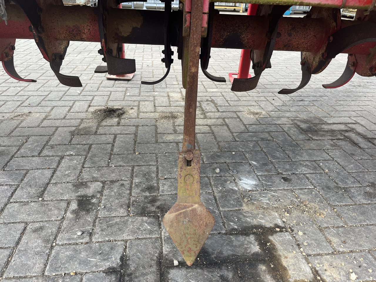 Grimme Grimme GF 600, Triple Bed/6 Row Tilla/Rotovator - Kombajn: slika Grimme Grimme GF 600, Triple Bed/6 Row Tilla/Rotovator - Kombajn Grimme Grimme GF 600, Triple Bed/6 Row Tilla/Rotovator - Kombajn: slika Grimme Grimme GF 600, Triple Bed/6 Row Tilla/Rotovator - Kombajn