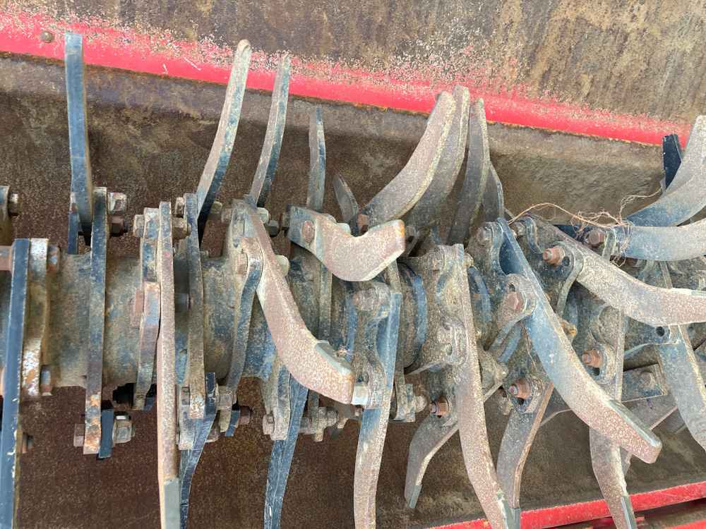 Grimme Grimme, GF600, 6 Row/3 Bed, Hook Tine, Tilla, Rotorvator - Kombajn: slika Grimme Grimme, GF600, 6 Row/3 Bed, Hook Tine, Tilla, Rotorvator - Kombajn Grimme Grimme, GF600, 6 Row/3 Bed, Hook Tine, Tilla, Rotorvator - Kombajn: slika Grimme Grimme, GF600, 6 Row/3 Bed, Hook Tine, Tilla, Rotorvator - Kombajn