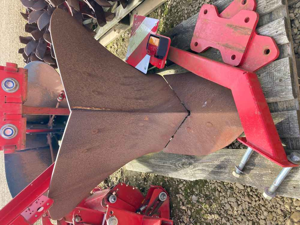 Grimme Grimme, GF600, 6 Row/3Bed Tilla, Rotovator - Kombajn: slika Grimme Grimme, GF600, 6 Row/3Bed Tilla, Rotovator - Kombajn Grimme Grimme, GF600, 6 Row/3Bed Tilla, Rotovator - Kombajn: slika Grimme Grimme, GF600, 6 Row/3Bed Tilla, Rotovator - Kombajn