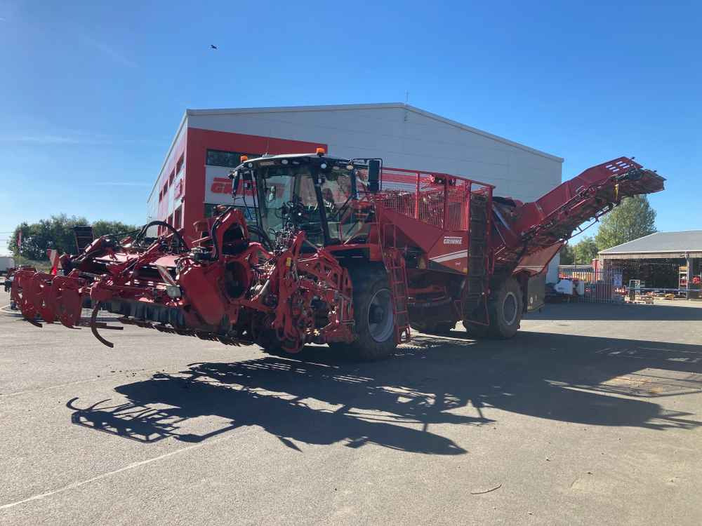Grimme Grimme Rexor 620 Self-Propelled Sugarbeet Harvester - Oprema za obradu tla: slika Grimme Grimme Rexor 620 Self-Propelled Sugarbeet Harvester - Oprema za obradu tla Grimme Grimme Rexor 620 Self-Propelled Sugarbeet Harvester - Oprema za obradu tla: slika Grimme Grimme Rexor 620 Self-Propelled Sugarbeet Harvester - Oprema za obradu tla