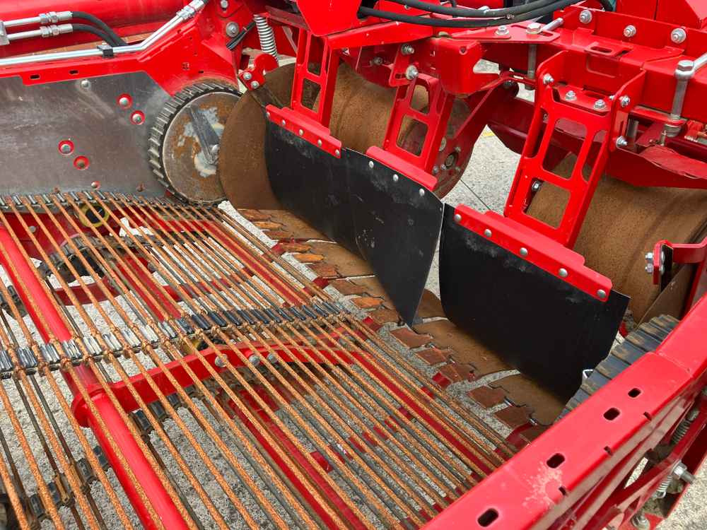 Kombajn Grimme Grimme Select 200 2 Row Trailed Potato Harvester: slika Kombajn Grimme Grimme Select 200 2 Row Trailed Potato Harvester
