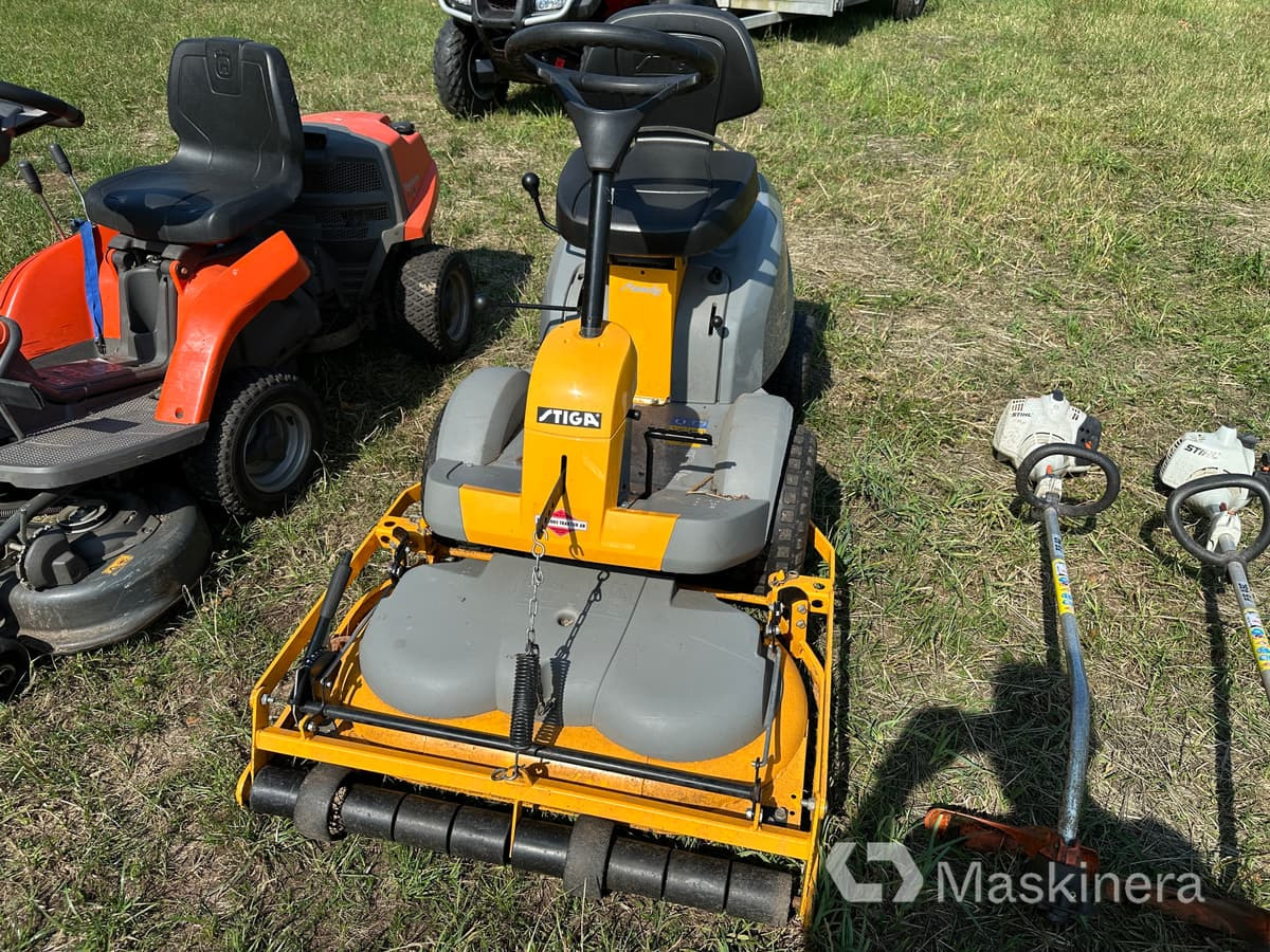Åkgräsklippare Stiga Ready V301 - Vrtna kosilica: slika Åkgräsklippare Stiga Ready V301 - Vrtna kosilica Åkgräsklippare Stiga Ready V301 - Vrtna kosilica: slika Åkgräsklippare Stiga Ready V301 - Vrtna kosilica
