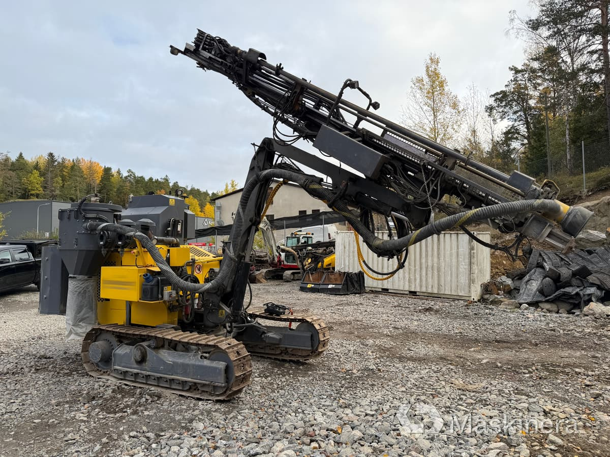Borrvagn Atlas Copco FlexiROC T30R-03 - Platforma za bušenje: slika Borrvagn Atlas Copco FlexiROC T30R-03 - Platforma za bušenje Borrvagn Atlas Copco FlexiROC T30R-03 - Platforma za bušenje: slika Borrvagn Atlas Copco FlexiROC T30R-03 - Platforma za bušenje