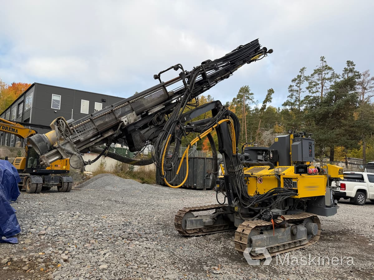 Borrvagn Atlas Copco FlexiROC T30R-03 - Platforma za bušenje: slika Borrvagn Atlas Copco FlexiROC T30R-03 - Platforma za bušenje Borrvagn Atlas Copco FlexiROC T30R-03 - Platforma za bušenje: slika Borrvagn Atlas Copco FlexiROC T30R-03 - Platforma za bušenje