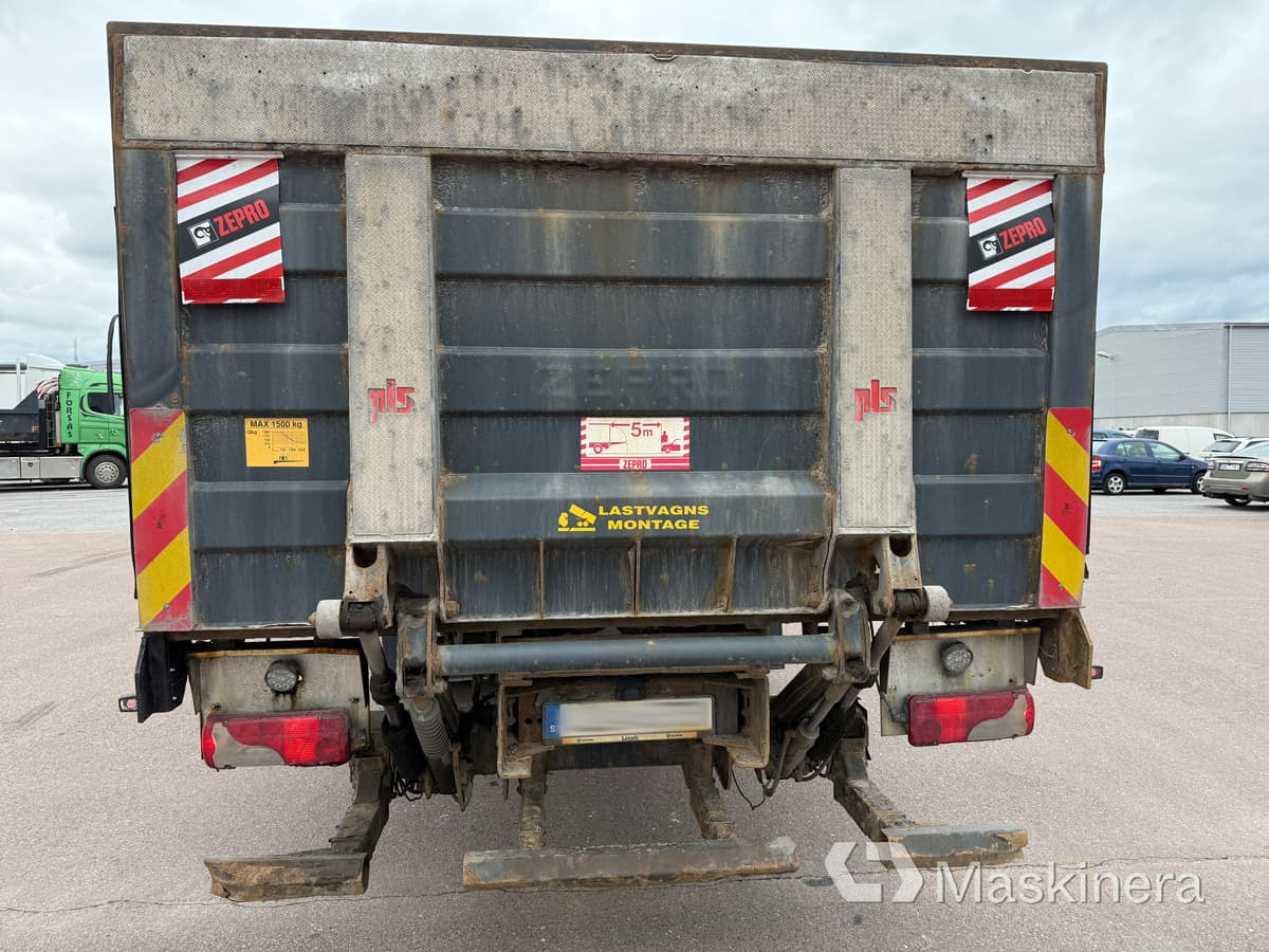 Brädgårdsbil med kran Scania P320 - Kamion s otvorenim sandukom, Kamion s kranom: slika Brädgårdsbil med kran Scania P320 - Kamion s otvorenim sandukom, Kamion s kranom Brädgårdsbil med kran Scania P320 - Kamion s otvorenim sandukom, Kamion s kranom: slika Brädgårdsbil med kran Scania P320 - Kamion s otvorenim sandukom, Kamion s kranom