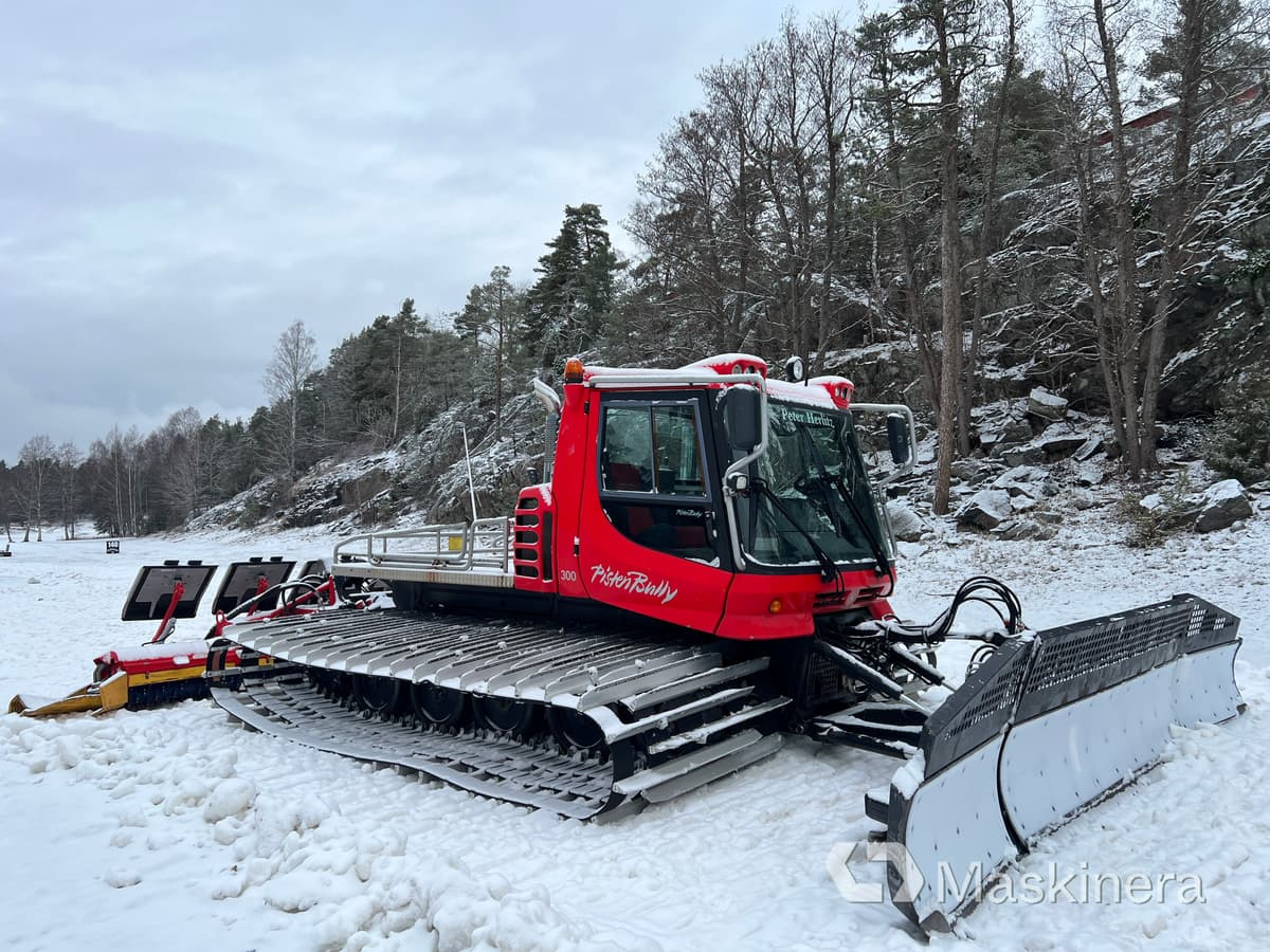 Pistmaskin Pisten Bully 300 - Drugi strojevi: slika Pistmaskin Pisten Bully 300 - Drugi strojevi Pistmaskin Pisten Bully 300 - Drugi strojevi: slika Pistmaskin Pisten Bully 300 - Drugi strojevi