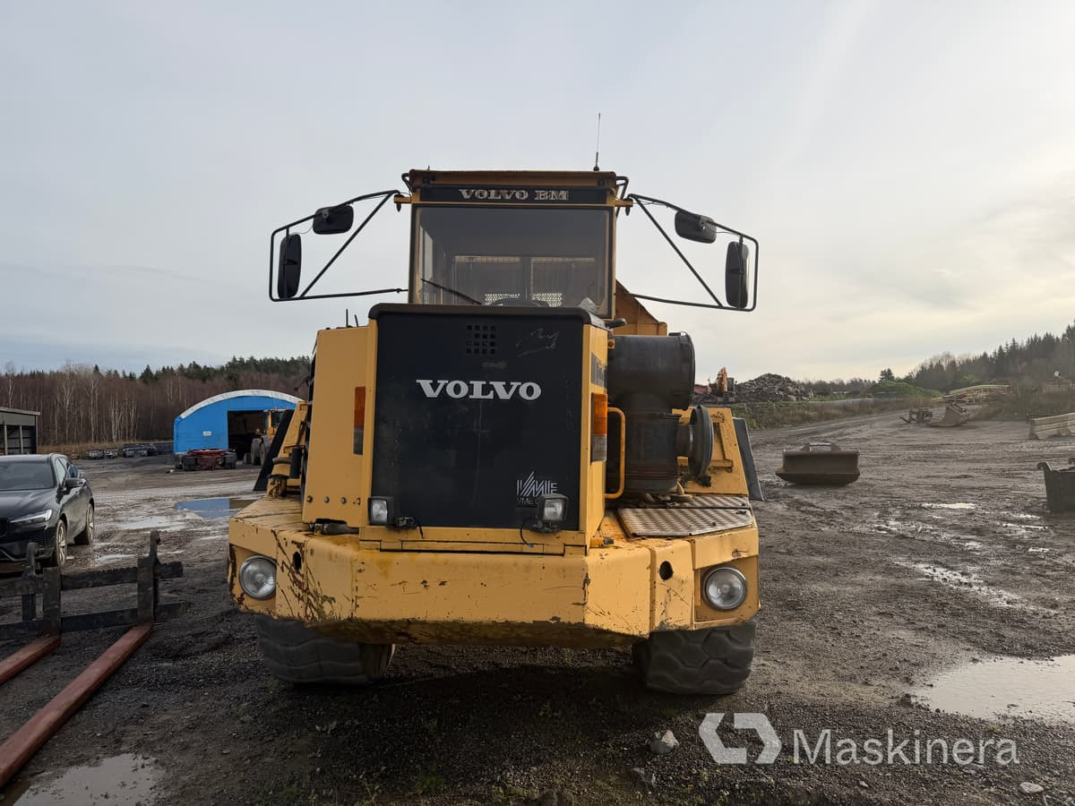 Dumper Volvo A35 - Zglobni istovarivač: slika Dumper Volvo A35 - Zglobni istovarivač Dumper Volvo A35 - Zglobni istovarivač: slika Dumper Volvo A35 - Zglobni istovarivač