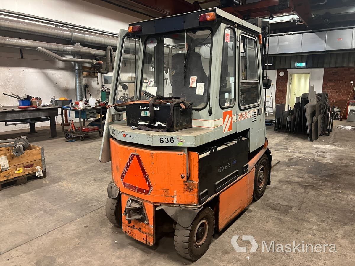 Eltruck Asea GMC 25-2 - Električni viličar: slika Eltruck Asea GMC 25-2 - Električni viličar Eltruck Asea GMC 25-2 - Električni viličar: slika Eltruck Asea GMC 25-2 - Električni viličar