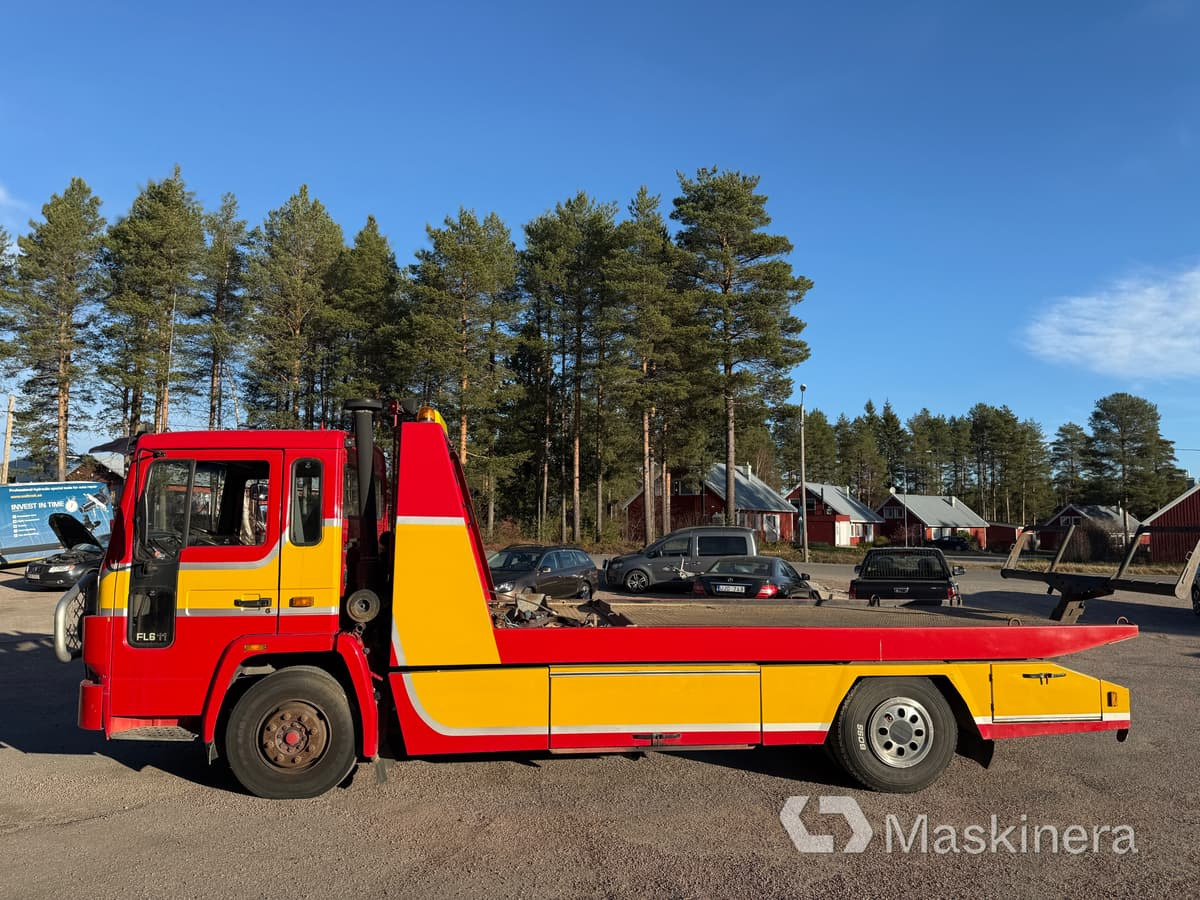 Flakbärgare Volvo FL 611 - Kamion za vuču: slika Flakbärgare Volvo FL 611 - Kamion za vuču Flakbärgare Volvo FL 611 - Kamion za vuču: slika Flakbärgare Volvo FL 611 - Kamion za vuču