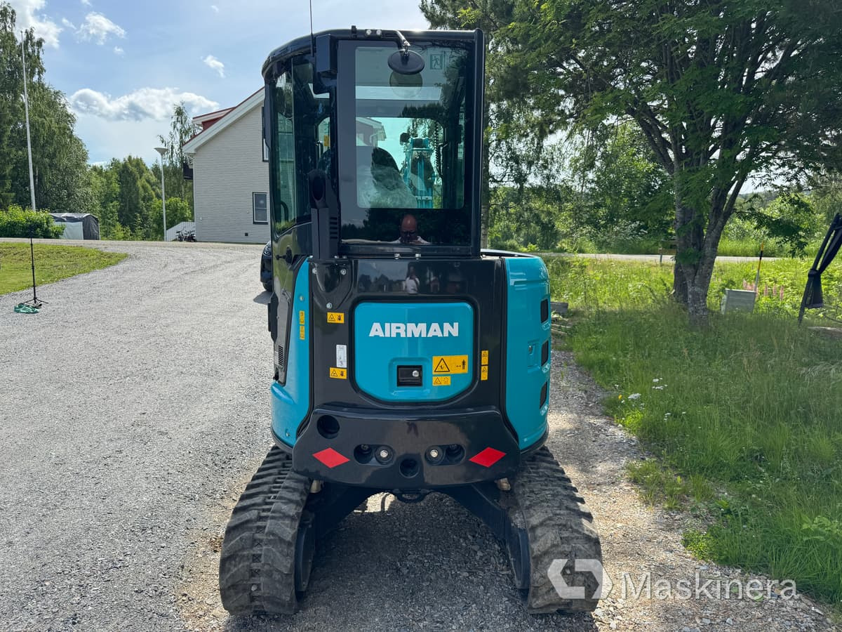Grävmaskin Airman AX33u-7 med tillbehör - Bager gusjeničar: slika Grävmaskin Airman AX33u-7 med tillbehör - Bager gusjeničar Grävmaskin Airman AX33u-7 med tillbehör - Bager gusjeničar: slika Grävmaskin Airman AX33u-7 med tillbehör - Bager gusjeničar