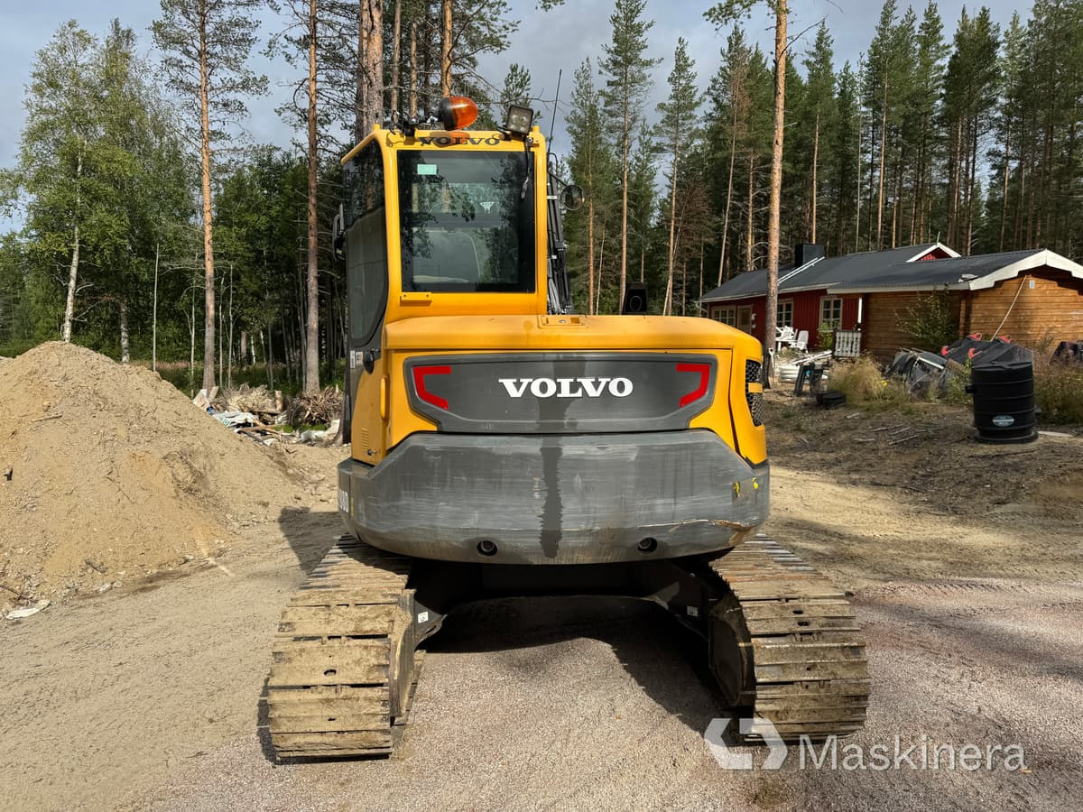 Grävmaskin Volvo ECR88D med tillbehör - Bager gusjeničar: slika Grävmaskin Volvo ECR88D med tillbehör - Bager gusjeničar Grävmaskin Volvo ECR88D med tillbehör - Bager gusjeničar: slika Grävmaskin Volvo ECR88D med tillbehör - Bager gusjeničar