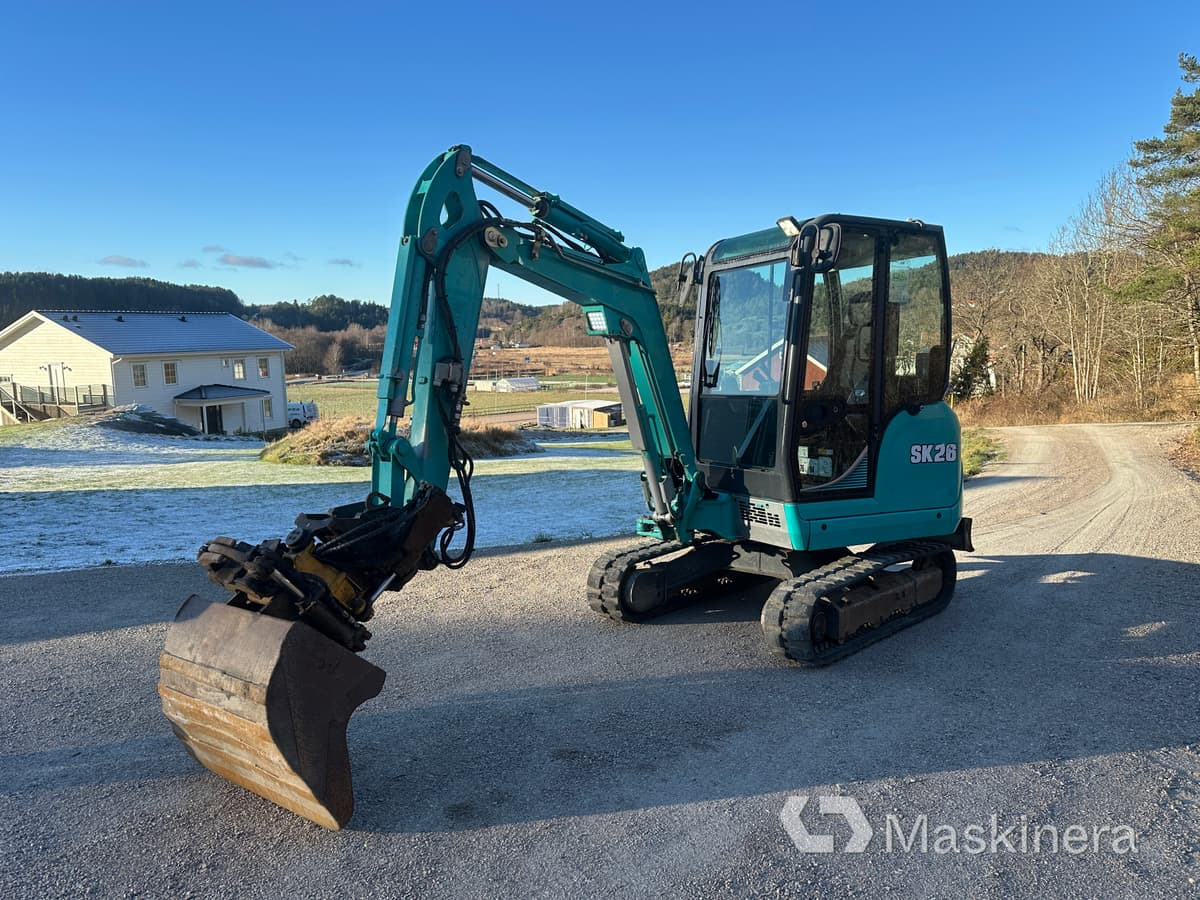 Grävmaskin Kobelco SK26 - Bager gusjeničar: slika Grävmaskin Kobelco SK26 - Bager gusjeničar Grävmaskin Kobelco SK26 - Bager gusjeničar: slika Grävmaskin Kobelco SK26 - Bager gusjeničar