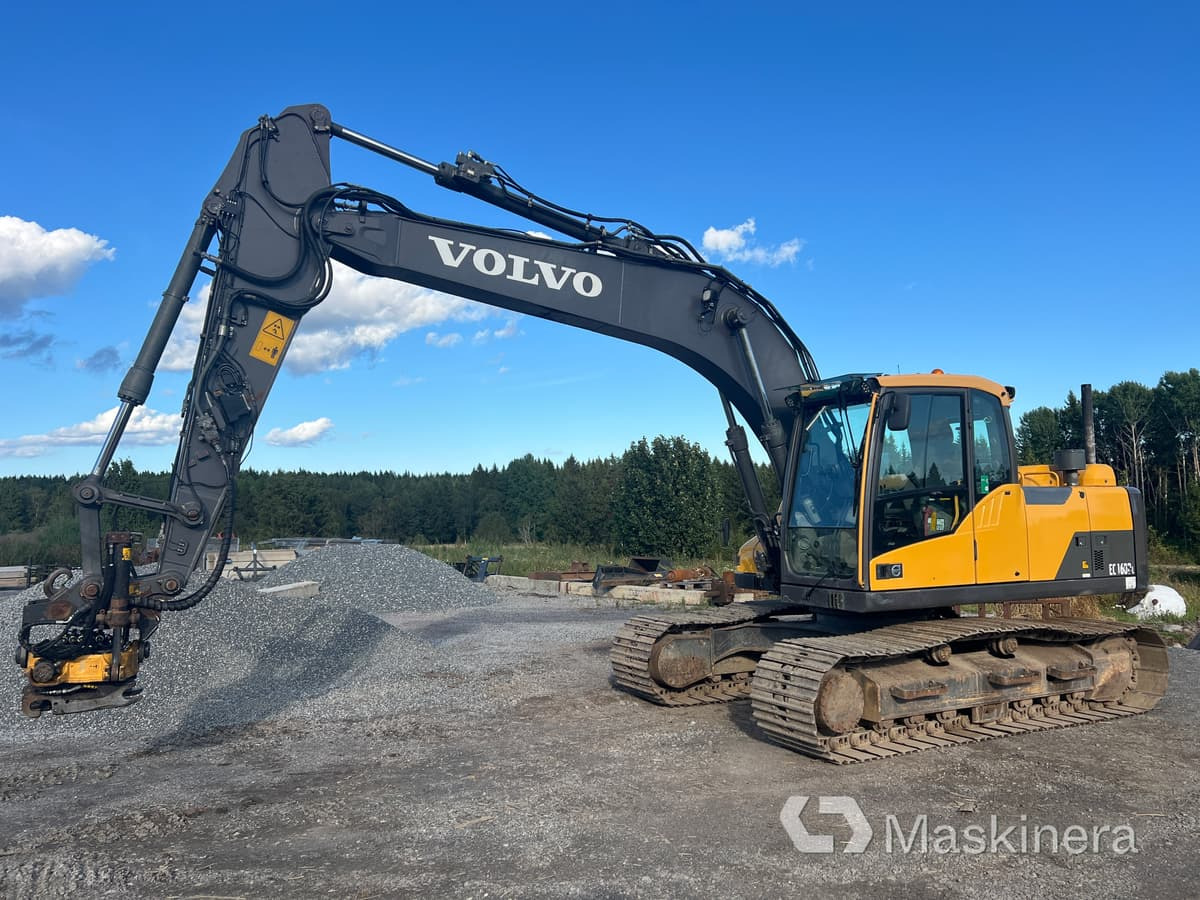 Grävmaskin Volvo EC160DL - Bager gusjeničar: slika Grävmaskin Volvo EC160DL - Bager gusjeničar Grävmaskin Volvo EC160DL - Bager gusjeničar: slika Grävmaskin Volvo EC160DL - Bager gusjeničar