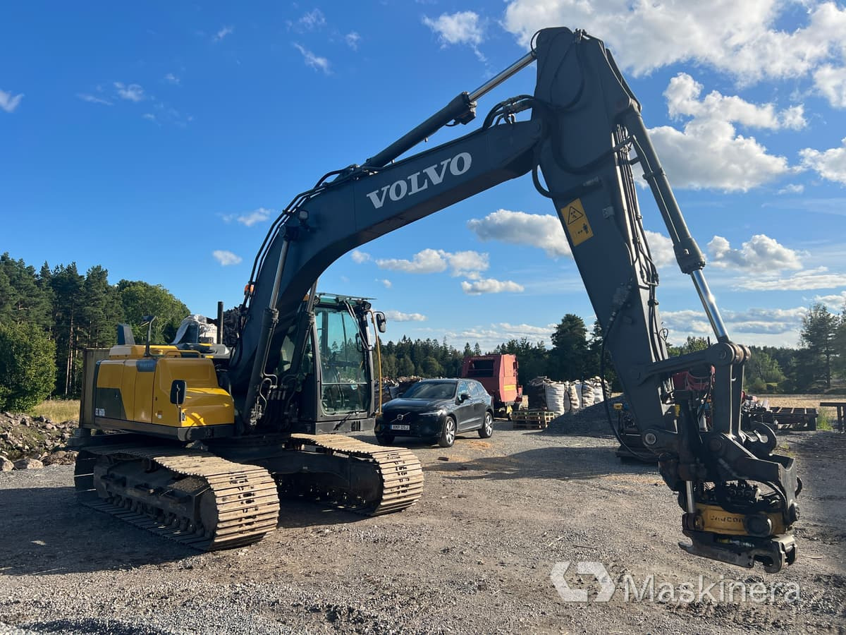Grävmaskin Volvo EC160DL - Bager gusjeničar: slika Grävmaskin Volvo EC160DL - Bager gusjeničar Grävmaskin Volvo EC160DL - Bager gusjeničar: slika Grävmaskin Volvo EC160DL - Bager gusjeničar