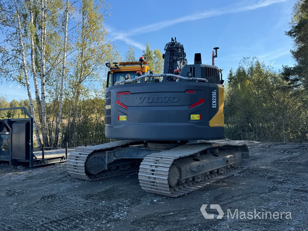 Grävmaskin Volvo ECR235EL - Bager gusjeničar: slika Grävmaskin Volvo ECR235EL - Bager gusjeničar Grävmaskin Volvo ECR235EL - Bager gusjeničar: slika Grävmaskin Volvo ECR235EL - Bager gusjeničar