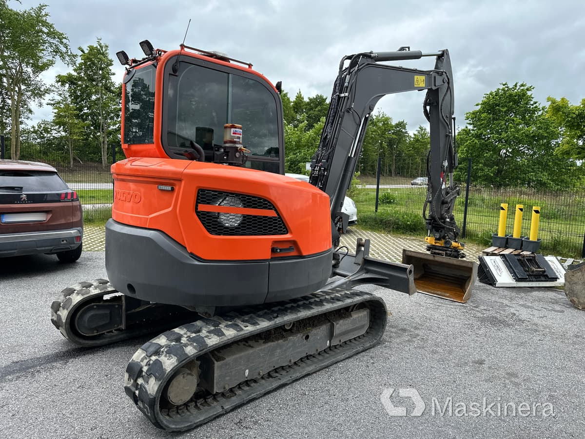 Grävmaskin Volvo ECR58D - Bager gusjeničar: slika Grävmaskin Volvo ECR58D - Bager gusjeničar Grävmaskin Volvo ECR58D - Bager gusjeničar: slika Grävmaskin Volvo ECR58D - Bager gusjeničar