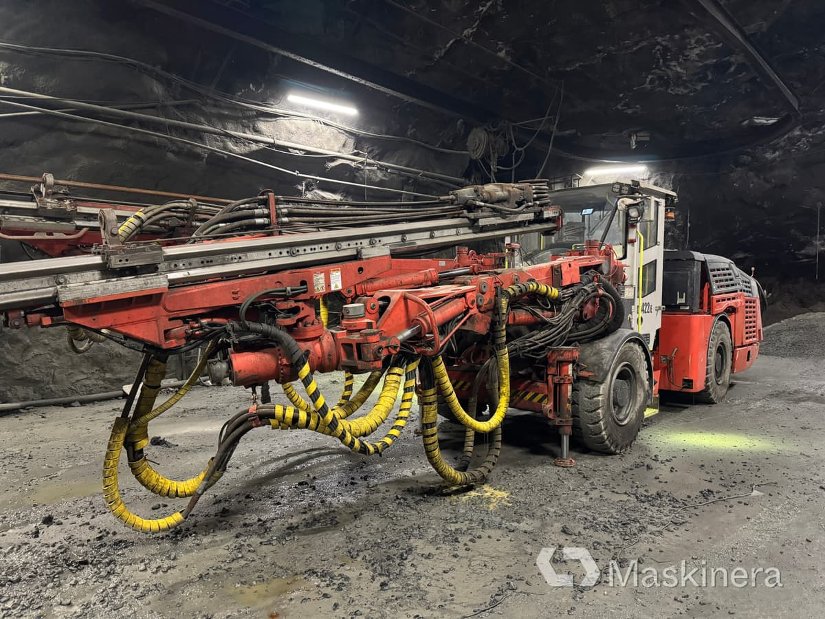 Gruv-borrigg för underjordsbruk Sandvik DD422iE - Platforma za bušenje: slika Gruv-borrigg för underjordsbruk Sandvik DD422iE - Platforma za bušenje Gruv-borrigg för underjordsbruk Sandvik DD422iE - Platforma za bušenje: slika Gruv-borrigg för underjordsbruk Sandvik DD422iE - Platforma za bušenje