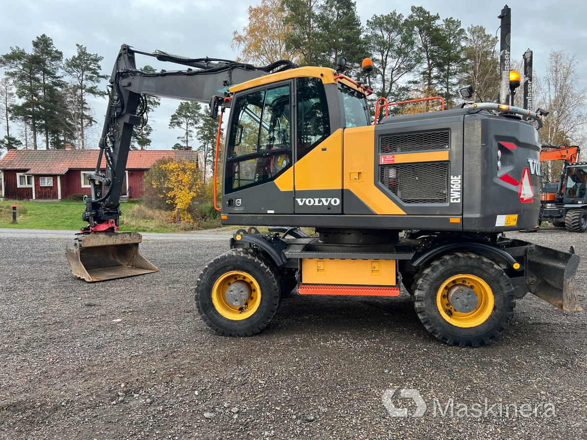Hjulgrävare Volvo EW160E - Bager gusjeničar: slika Hjulgrävare Volvo EW160E - Bager gusjeničar Hjulgrävare Volvo EW160E - Bager gusjeničar: slika Hjulgrävare Volvo EW160E - Bager gusjeničar