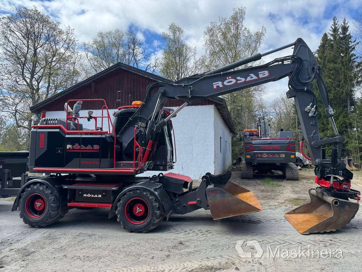 Hjulgrävare Volvo EW160E med kärra - Bager gusjeničar: slika Hjulgrävare Volvo EW160E med kärra - Bager gusjeničar Hjulgrävare Volvo EW160E med kärra - Bager gusjeničar: slika Hjulgrävare Volvo EW160E med kärra - Bager gusjeničar