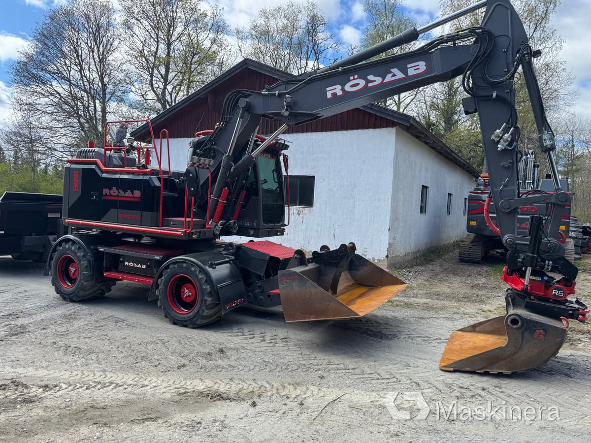 Hjulgrävare Volvo EW160E med kärra - Bager gusjeničar: slika Hjulgrävare Volvo EW160E med kärra - Bager gusjeničar Hjulgrävare Volvo EW160E med kärra - Bager gusjeničar: slika Hjulgrävare Volvo EW160E med kärra - Bager gusjeničar