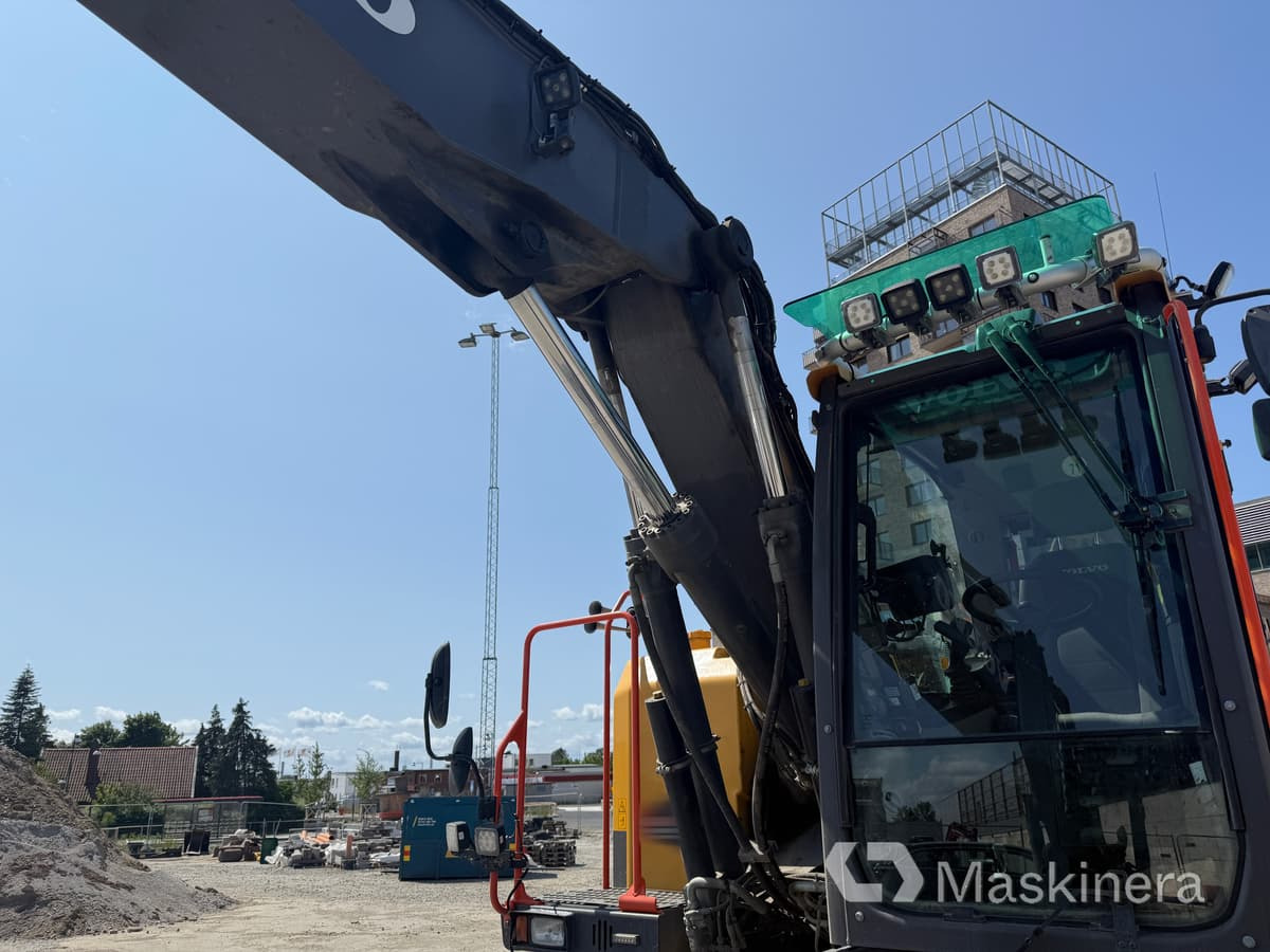 Bager gusjeničar Hjulgrävare Volvo EWR150E: slika Bager gusjeničar Hjulgrävare Volvo EWR150E