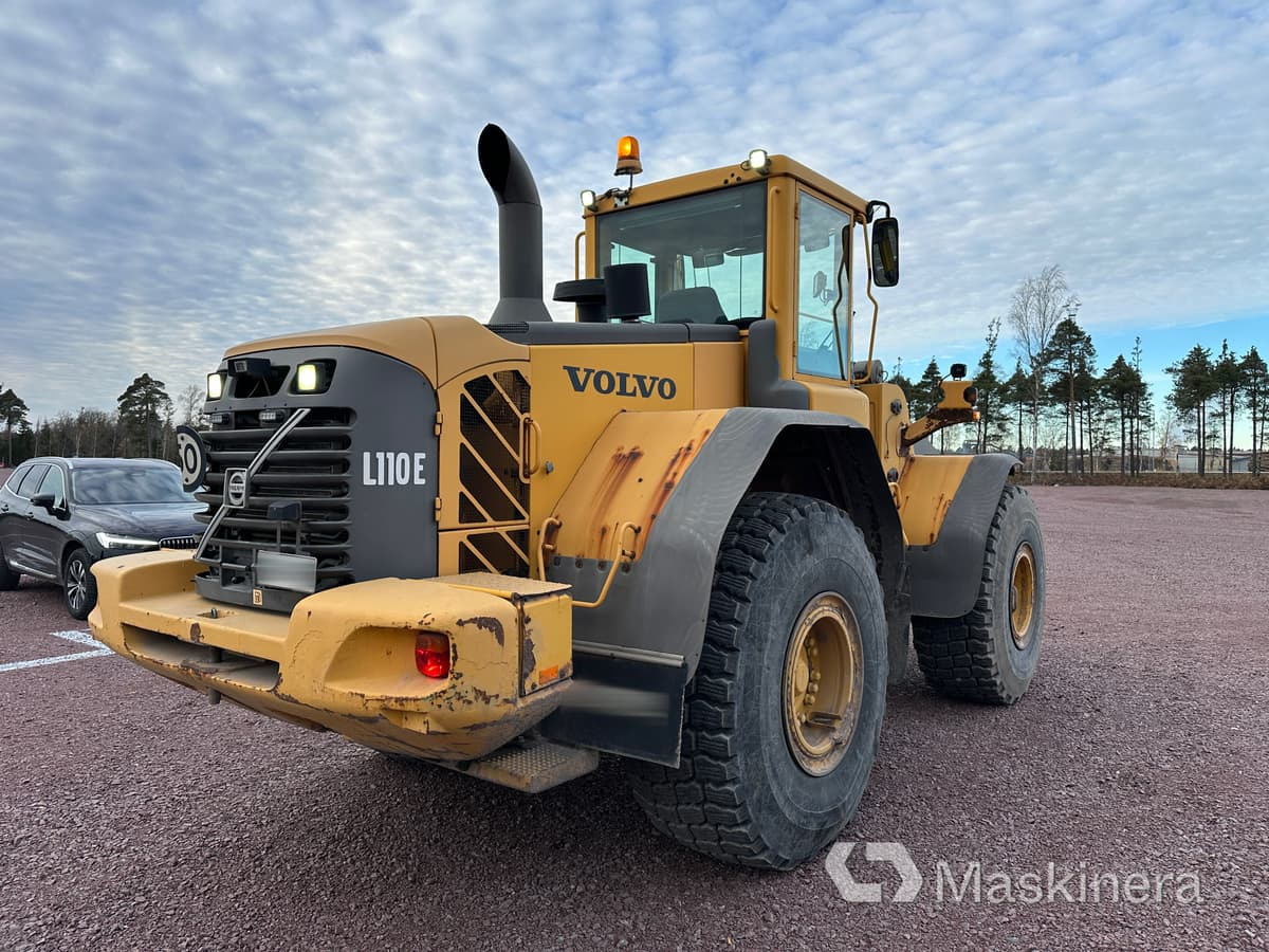 Hjullastare Volvo L110E - Utovarivač na kotačima: slika Hjullastare Volvo L110E - Utovarivač na kotačima Hjullastare Volvo L110E - Utovarivač na kotačima: slika Hjullastare Volvo L110E - Utovarivač na kotačima