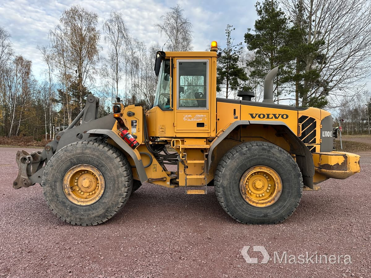 Hjullastare Volvo L110E - Utovarivač na kotačima: slika Hjullastare Volvo L110E - Utovarivač na kotačima Hjullastare Volvo L110E - Utovarivač na kotačima: slika Hjullastare Volvo L110E - Utovarivač na kotačima