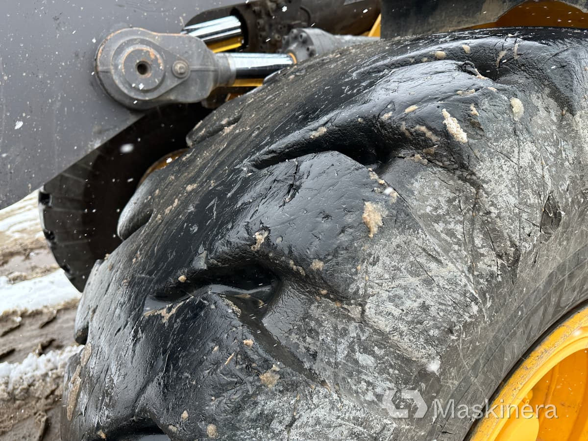 Zakup  Hjullastare Volvo L180H Hjullastare Volvo L180H: slika Zakup  Hjullastare Volvo L180H Hjullastare Volvo L180H