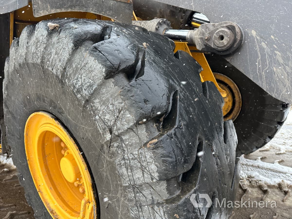 Zakup  Hjullastare Volvo L180H Hjullastare Volvo L180H: slika Zakup  Hjullastare Volvo L180H Hjullastare Volvo L180H