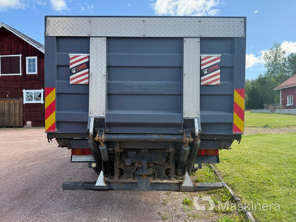 Kranbil Scania 114G - Kamion s otvorenim sandukom, Kamion s kranom: slika Kranbil Scania 114G - Kamion s otvorenim sandukom, Kamion s kranom Kranbil Scania 114G - Kamion s otvorenim sandukom, Kamion s kranom: slika Kranbil Scania 114G - Kamion s otvorenim sandukom, Kamion s kranom