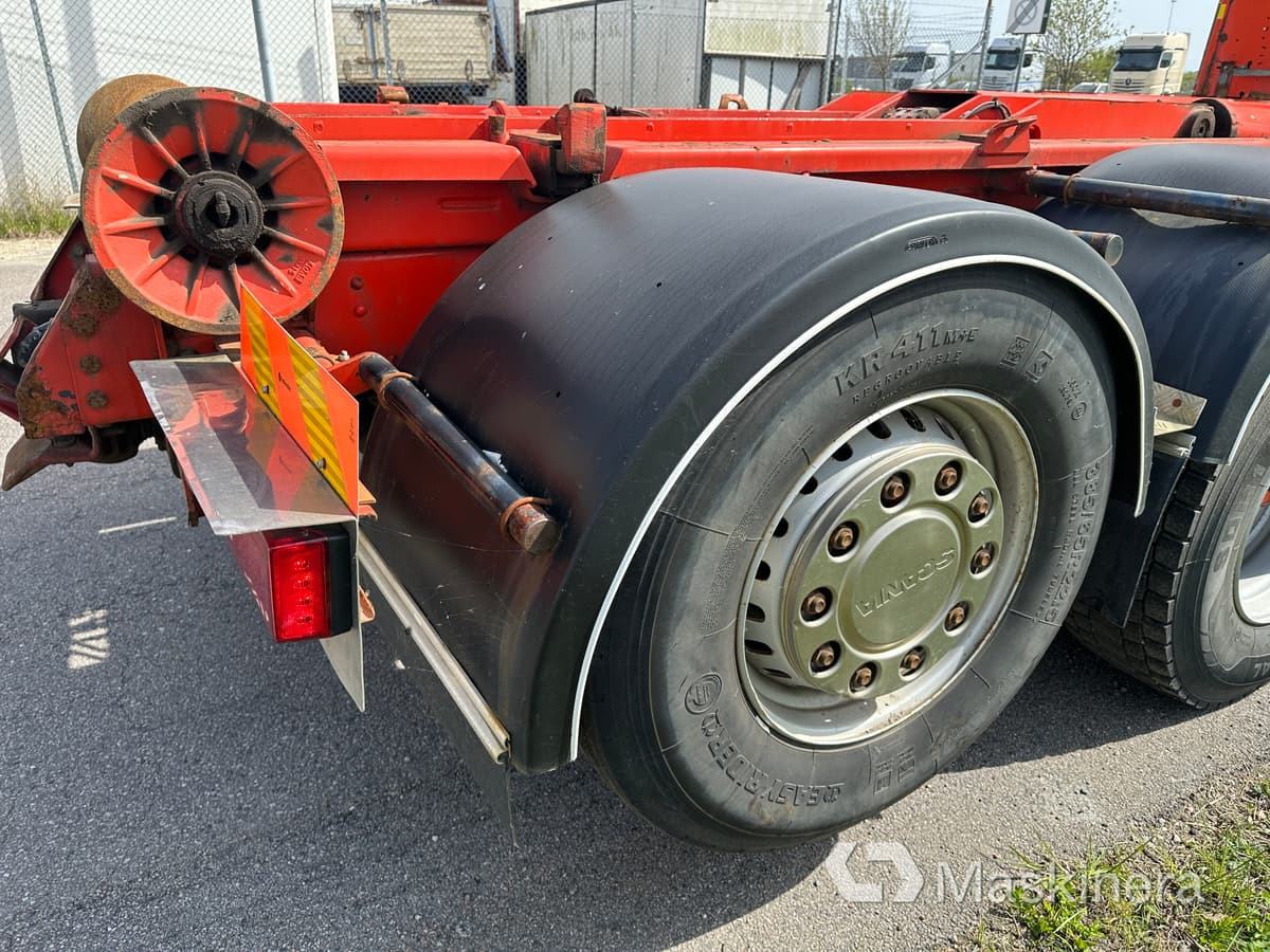 Kamion s kukastom dizalicom Scania P400LB6X2*4HNB Lastväxlare Scania P400 6X2*4: slika Kamion s kukastom dizalicom Scania P400LB6X2*4HNB Lastväxlare Scania P400 6X2*4