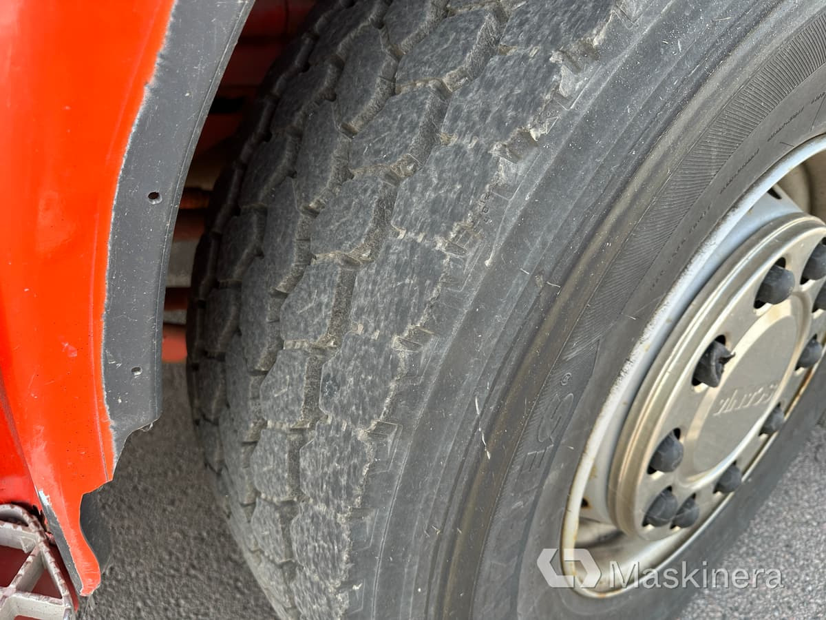 Kamion s kukastom dizalicom Scania P400LB6X2*4HNB Lastväxlare Scania P400 6X2*4: slika Kamion s kukastom dizalicom Scania P400LB6X2*4HNB Lastväxlare Scania P400 6X2*4