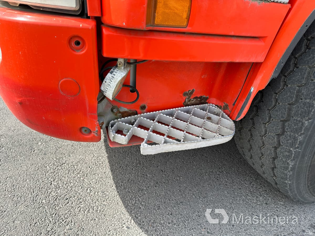 Kamion s kukastom dizalicom Scania P400LB6X2*4HNB Lastväxlare Scania P400 6X2*4: slika Kamion s kukastom dizalicom Scania P400LB6X2*4HNB Lastväxlare Scania P400 6X2*4