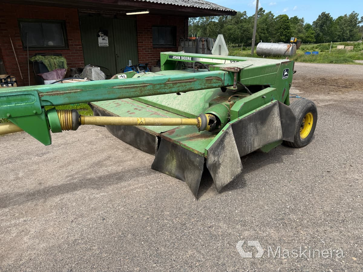 Slåtterkross John Deere 1360 - Kosilica: slika Slåtterkross John Deere 1360 - Kosilica Slåtterkross John Deere 1360 - Kosilica: slika Slåtterkross John Deere 1360 - Kosilica