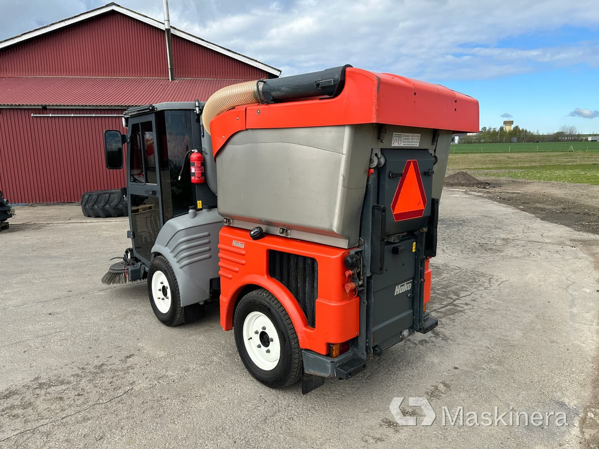 Sopmaskin Hako Citymaster 1200 - Cestovna čistilica: slika Sopmaskin Hako Citymaster 1200 - Cestovna čistilica Sopmaskin Hako Citymaster 1200 - Cestovna čistilica: slika Sopmaskin Hako Citymaster 1200 - Cestovna čistilica