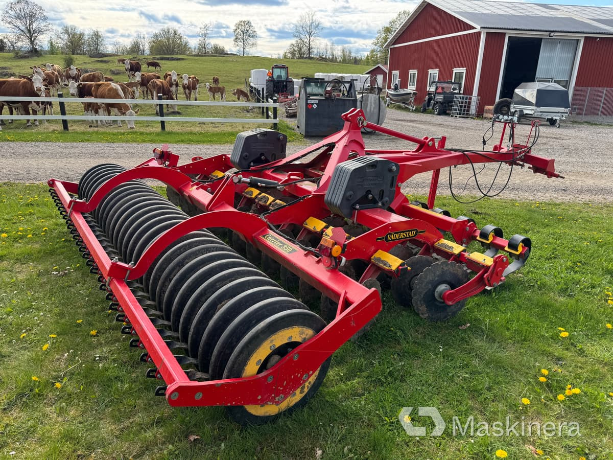 Tallrikskultivator Carrier Väderstad CR 350 - Tanjurača: slika Tallrikskultivator Carrier Väderstad CR 350 - Tanjurača Tallrikskultivator Carrier Väderstad CR 350 - Tanjurača: slika Tallrikskultivator Carrier Väderstad CR 350 - Tanjurača
